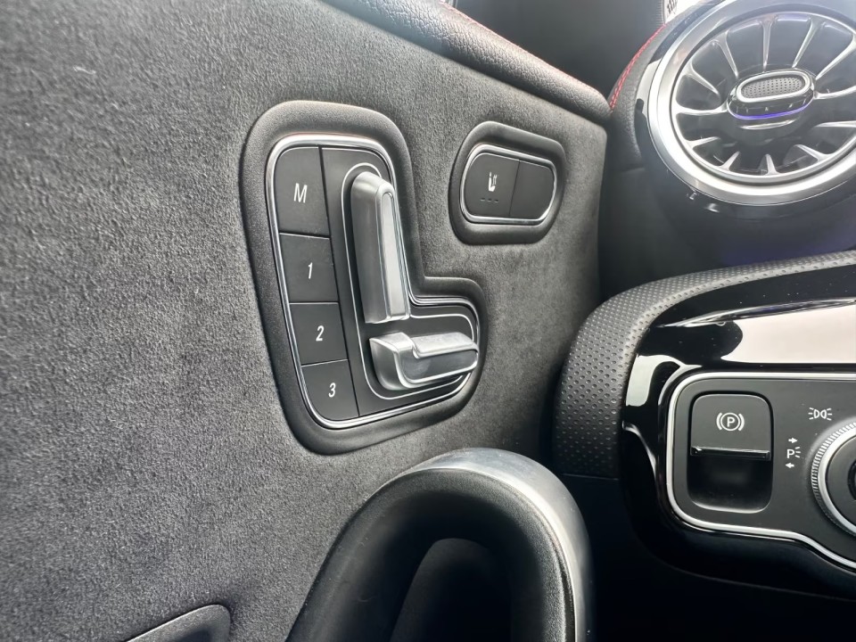 Mercedes-Benz CLA 35 AMG 4MATIC - foto 19