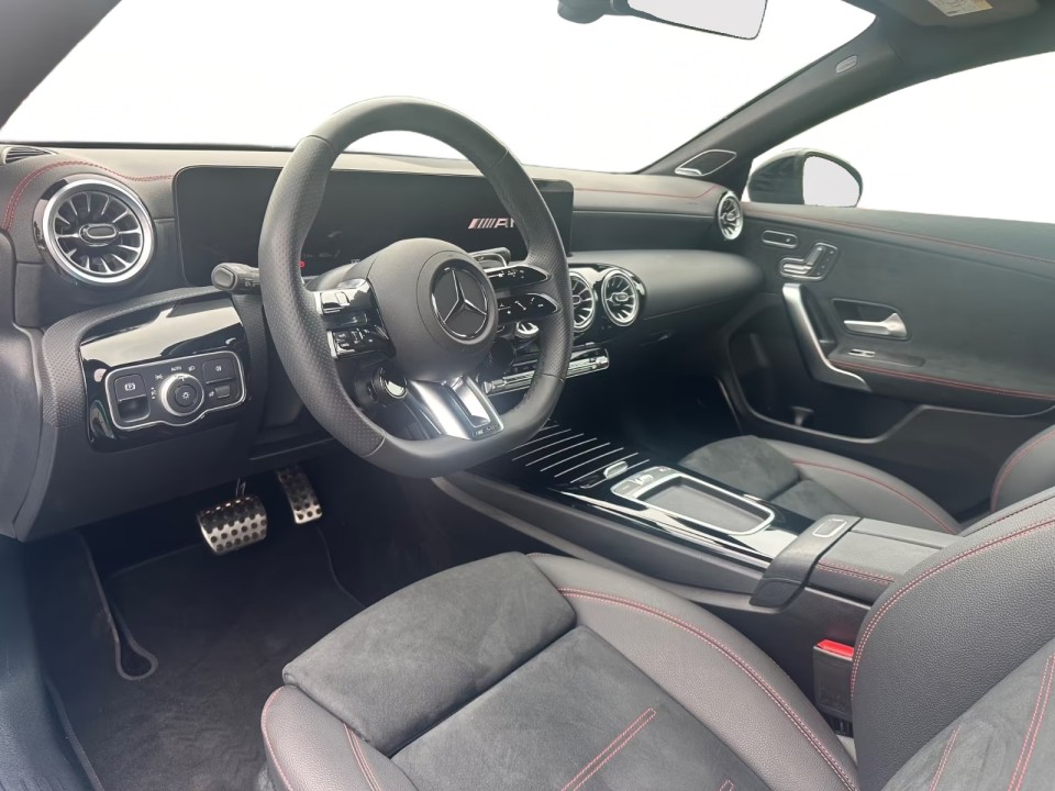 Mercedes-Benz CLA 35 AMG 4MATIC - foto 10