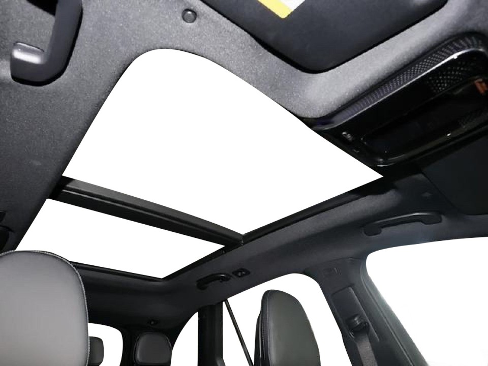 Mercedes-Benz GLC 200 4MATIC AMG Line - foto 10