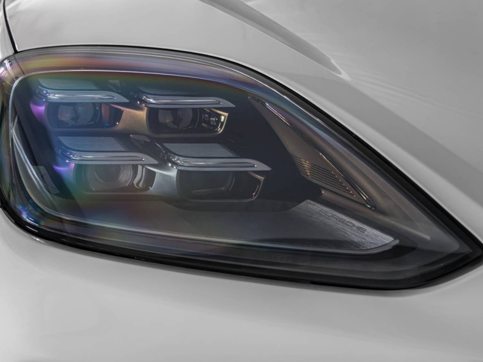 Porsche Cayenne Coupe E-Hybrid - foto 12