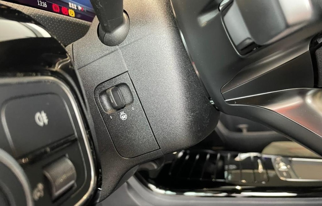 Mercedes-Benz CLA 220 4MATIC AMG - foto 12