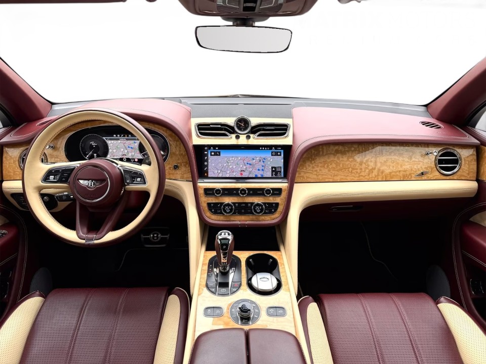 Bentley Bentayga V8 - foto 11