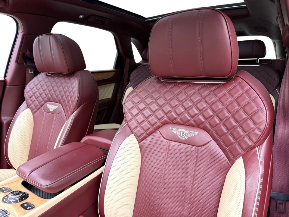 Bentley Bentayga V8 - foto 22