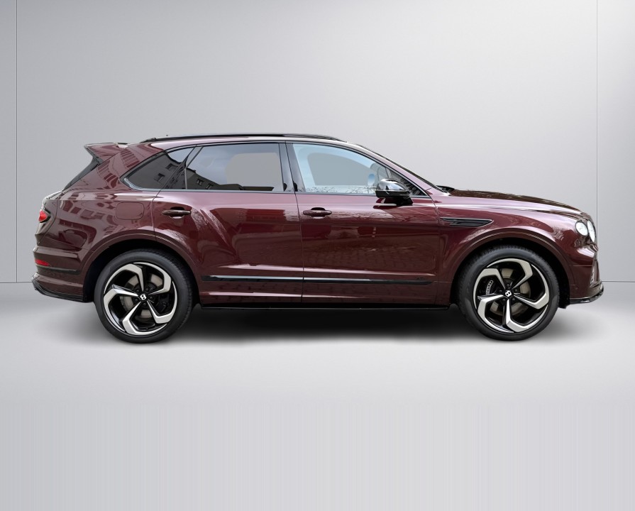 Bentley Bentayga V8 (2)