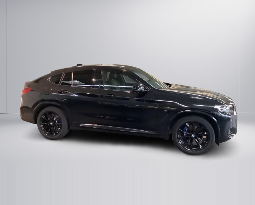 BMW X4 M40i (2)