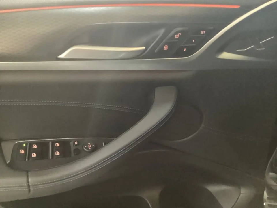 BMW X4 M40i - foto 14