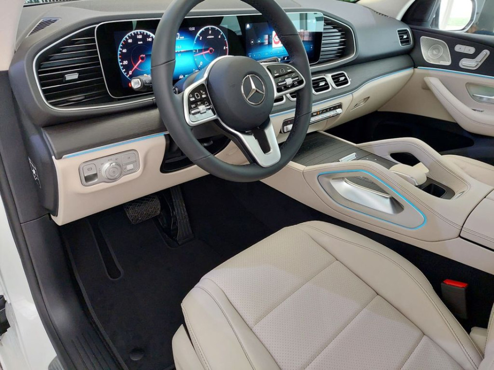 Mercedes-Benz GLE 300d 4Matic AMG - foto 7