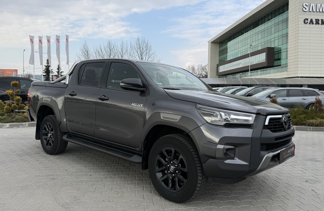 Toyota Hilux Double Cab Invincible