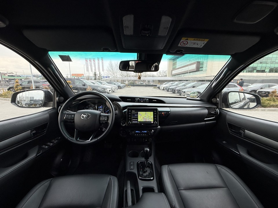 Toyota Hilux Double Cab Invincible - foto 21