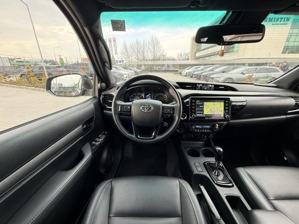 Toyota Hilux Double Cab Invincible - foto 22