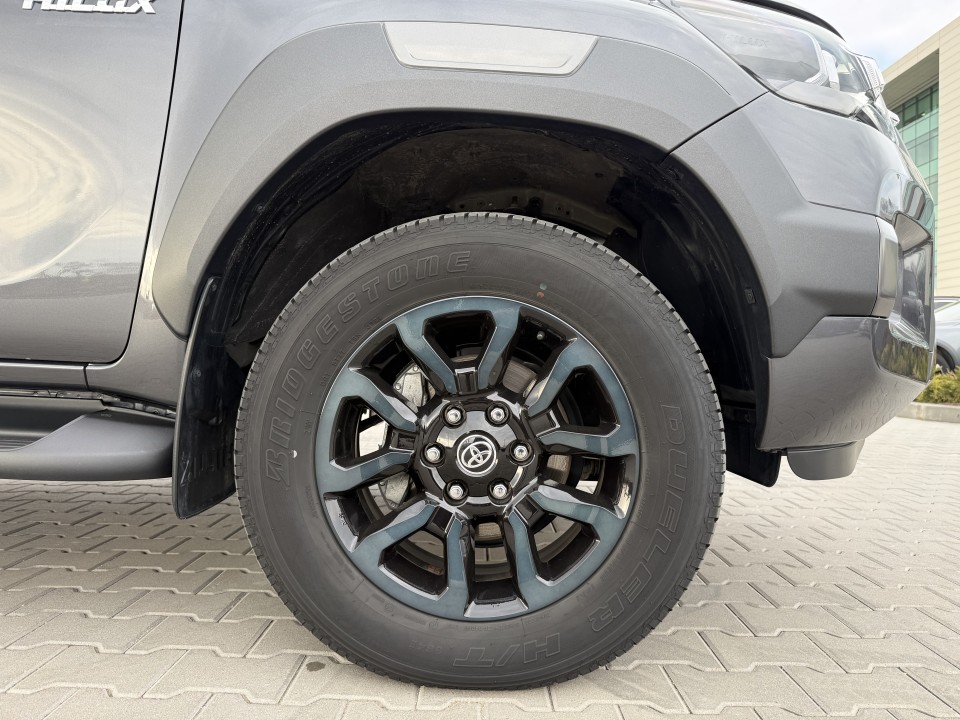 Toyota Hilux Double Cab Invincible - foto 29