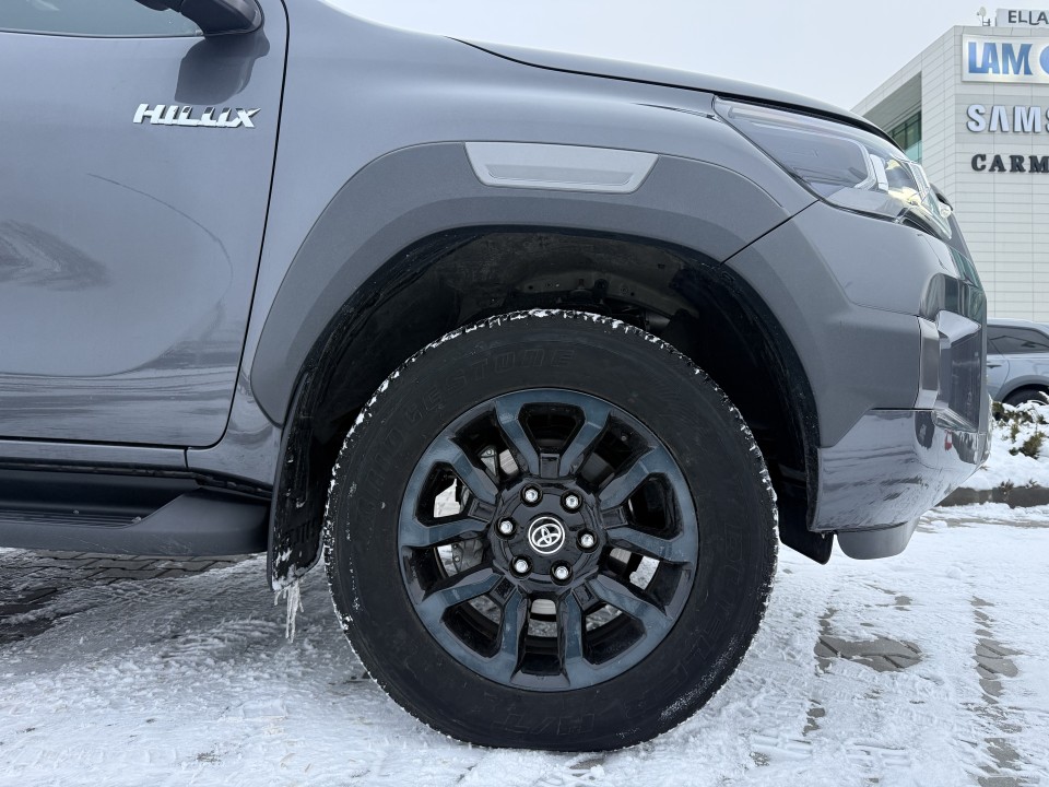 Toyota Hilux Double Cab Invincible - foto 30