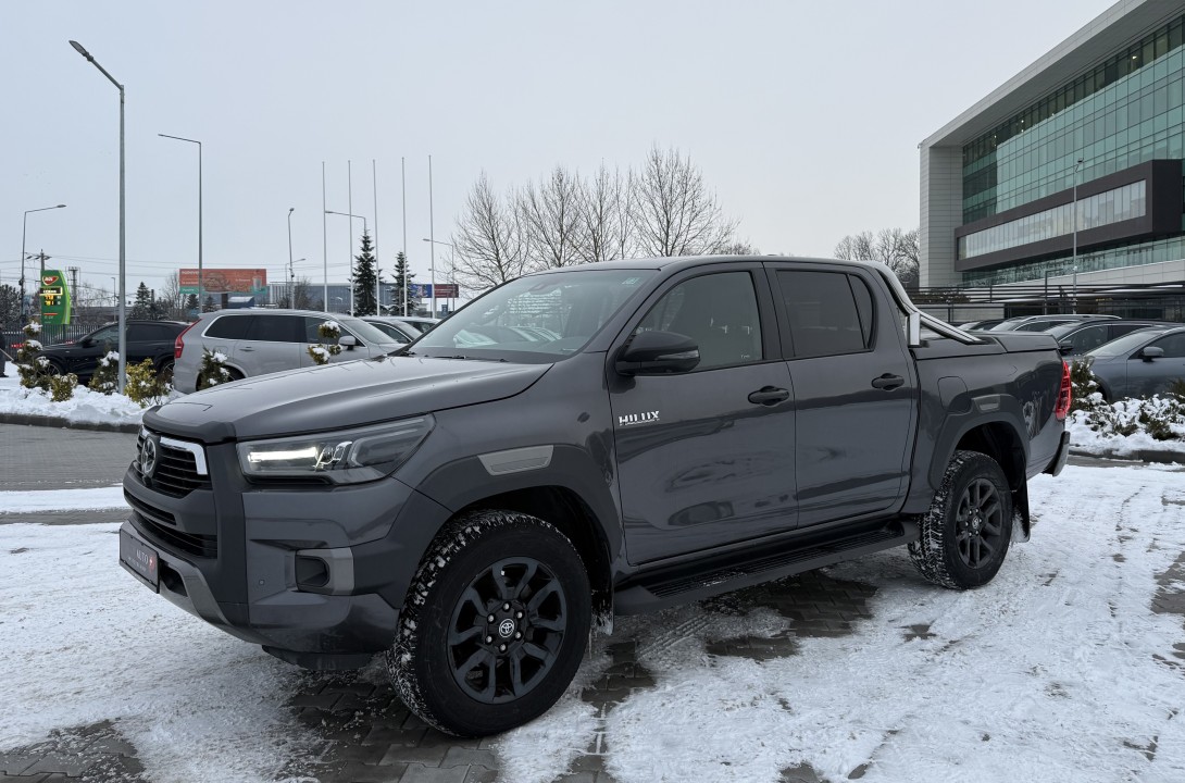 Toyota Hilux Double Cab Invincible - foto 7