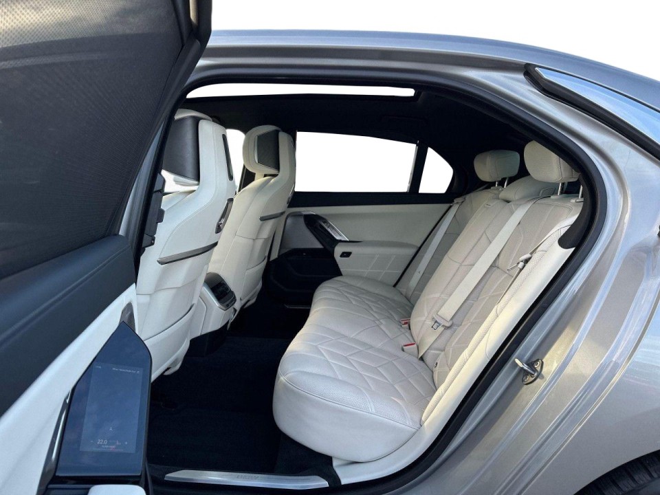 BMW Seria 7 xDrive740d (5)