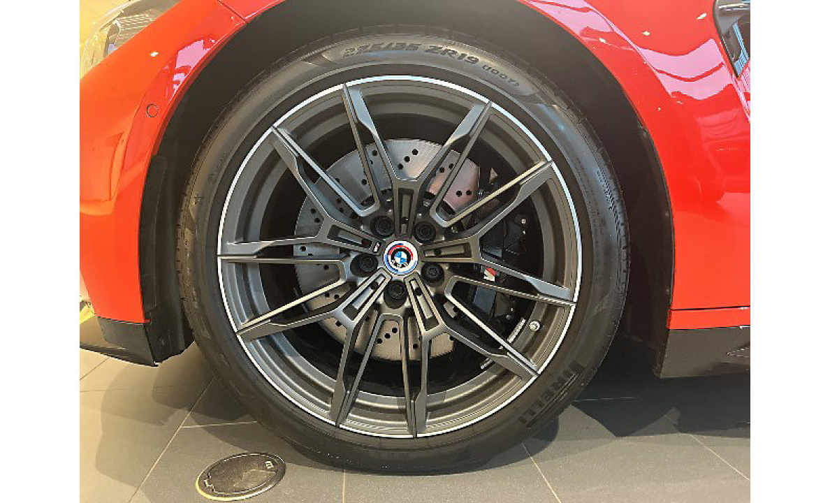 BMW M4 Competition - foto 13