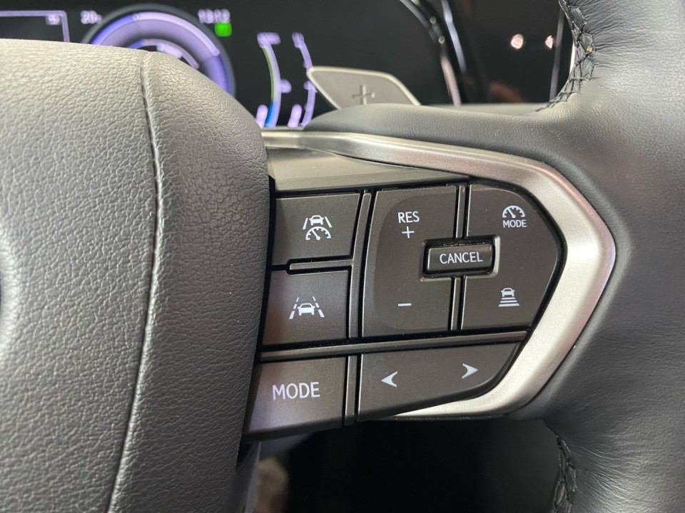 Lexus Seria NX 450h+ - foto 15