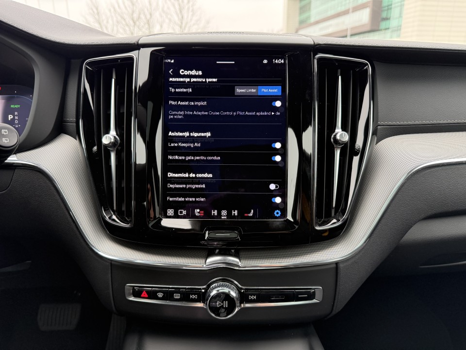 Volvo XC 60 T8 Recharge AWD Polestar Engineered - foto 27