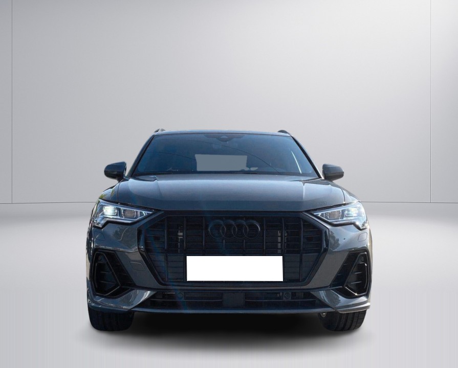 Audi Q3 45 TFSIe S-tronic S-line (2)