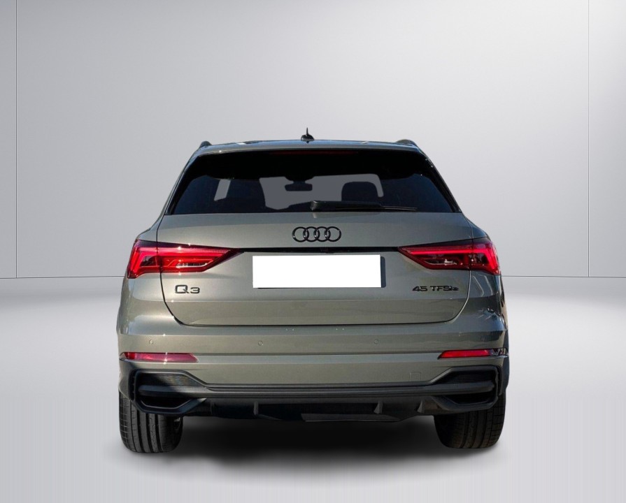 Audi Q3 45 TFSIe S-tronic S-line (4)