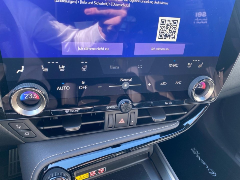 Lexus Seria NX 350h F-Sport - foto 18