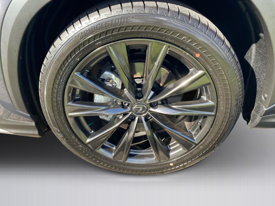 Lexus Seria NX 350h F-Sport - foto 21