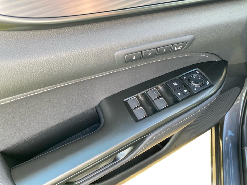 Lexus Seria NX 350h F-Sport - foto 19