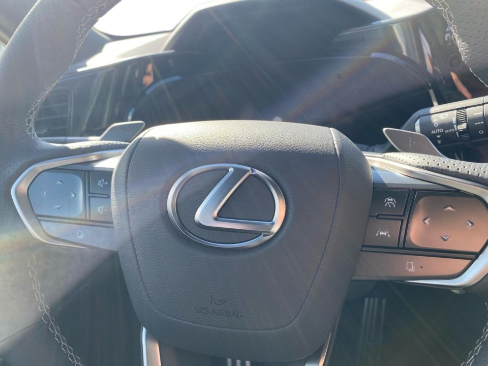 Lexus Seria NX 350h F-Sport - foto 15