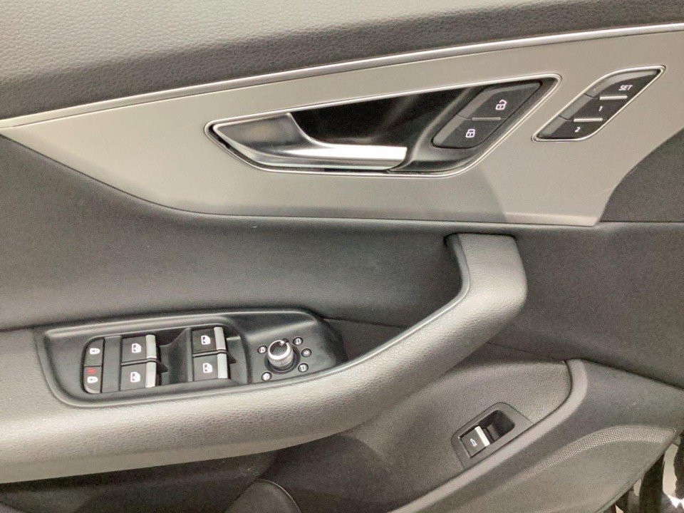 Audi Q7 45 TDI Quattro S-line - foto 12