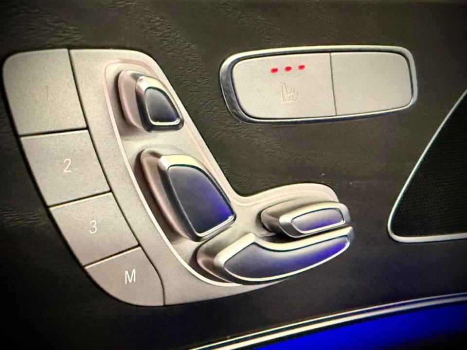 Mercedes-Benz CLS 350 - foto 9