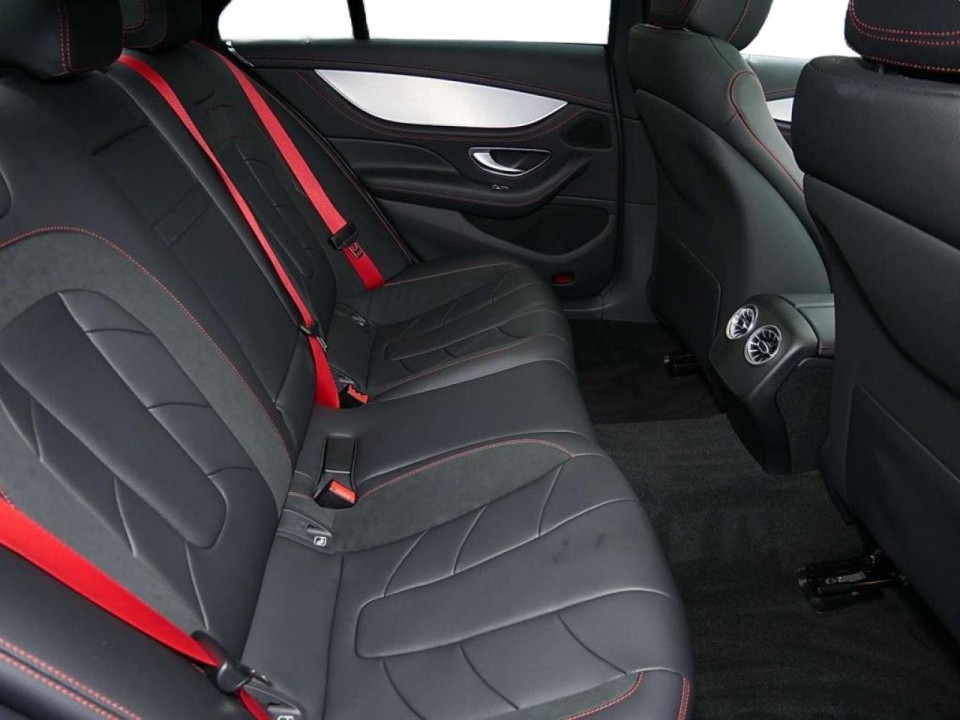 Mercedes-Benz CLS AMG 53 4MATIC+ - foto 6