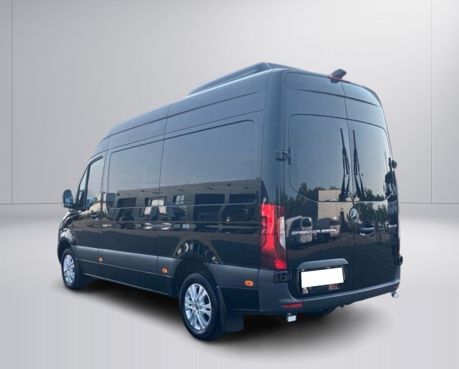 Mercedes-Benz Sprinter 319CDI Tourer L2H2 (4)