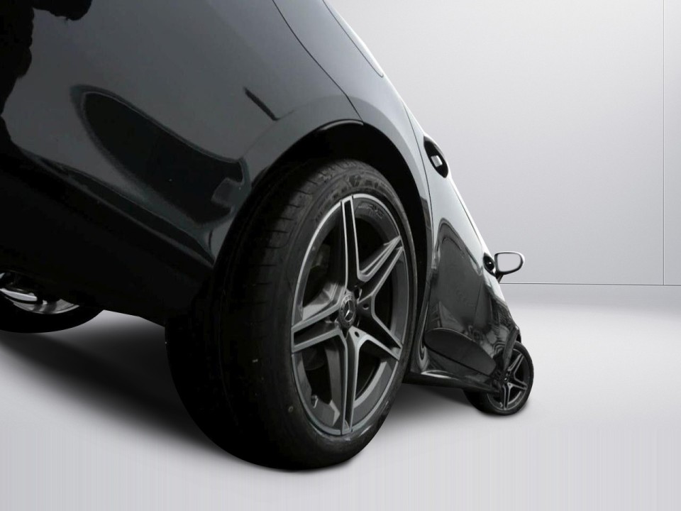 Mercedes-Benz CLS 300d 4MATIC AMG Line - foto 28