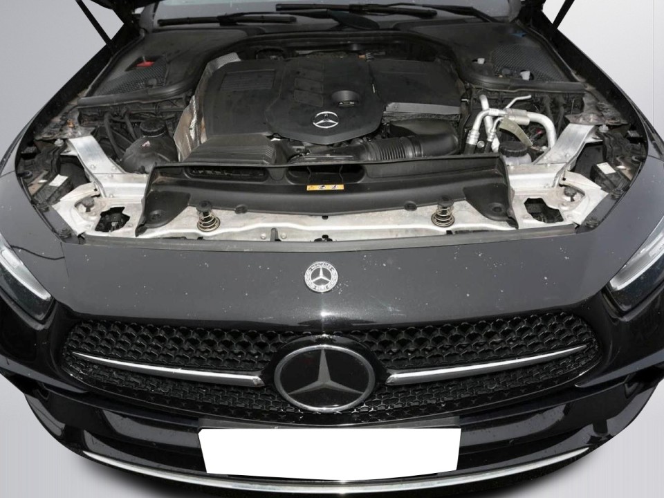 Mercedes-Benz CLS 300d 4MATIC AMG Line - foto 27