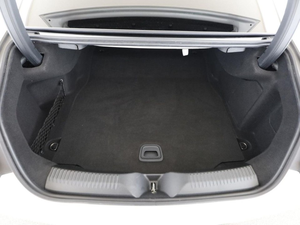 Mercedes-Benz CLS 400d 4MATIC AMG Line - foto 22