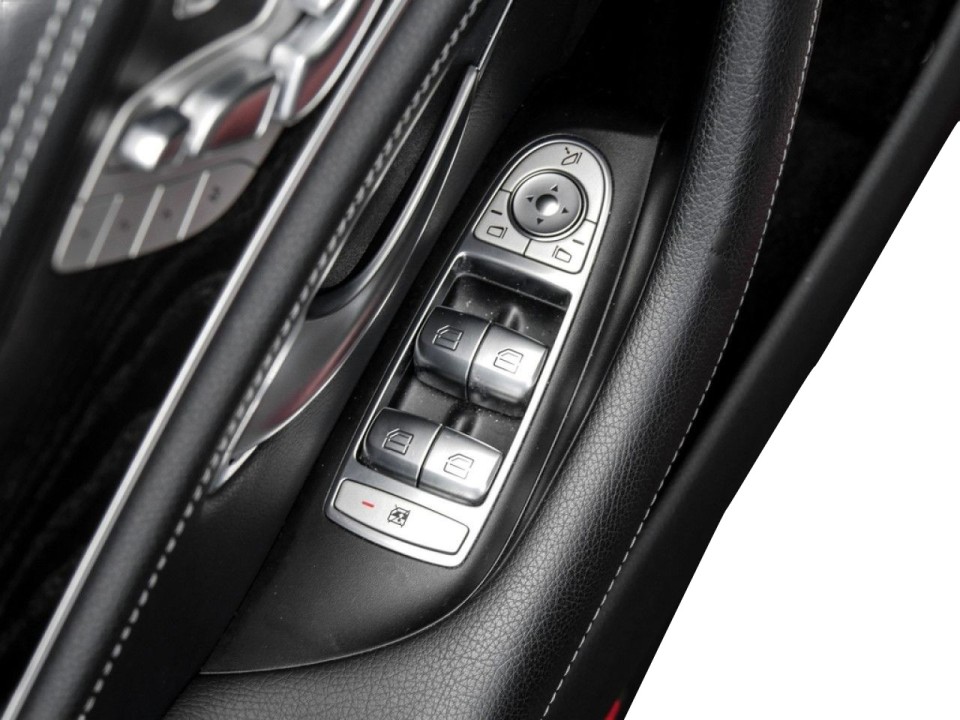 Mercedes-Benz CLS 450 4MATIC Avantgarde - foto 12