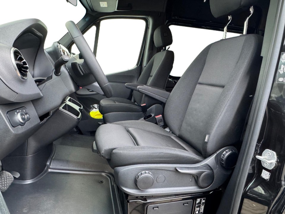 Mercedes-Benz Sprinter 317CDI Maxi (5)