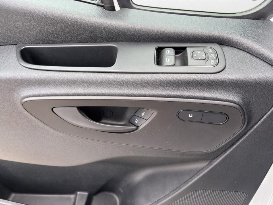 Mercedes-Benz Sprinter 316CDI Tourer - foto 16