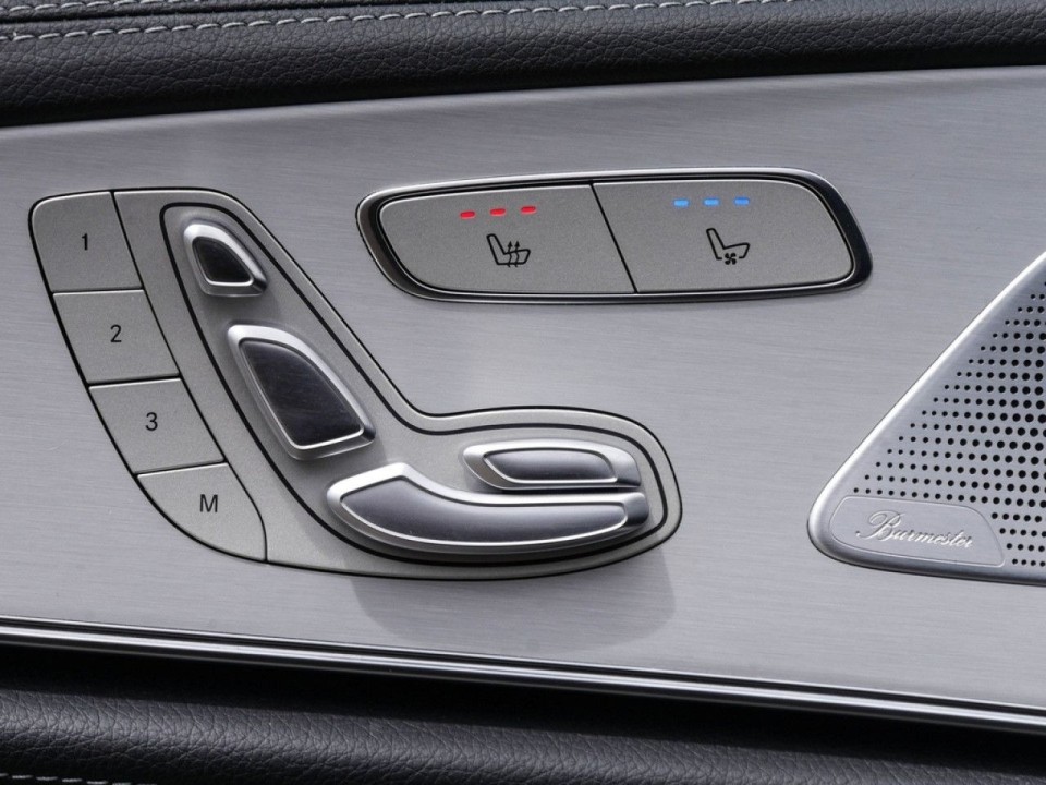 Mercedes-Benz CLS 400d 4MATIC AMG Line - foto 16