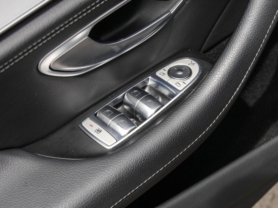 Mercedes-Benz CLS 400d 4MATIC AMG Line - foto 17