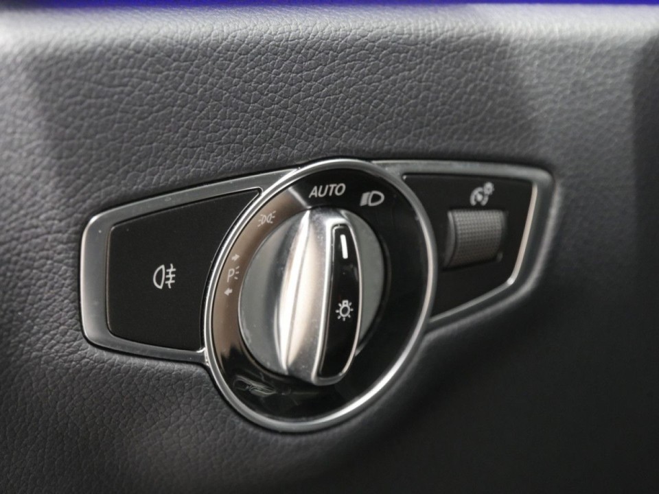 Mercedes-Benz CLS 400d 4MATIC AMG Line - foto 14