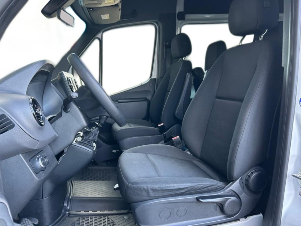 Mercedes-Benz Sprinter 314CDI Tourer (4)