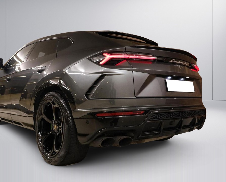 Lamborghini URUS (5)