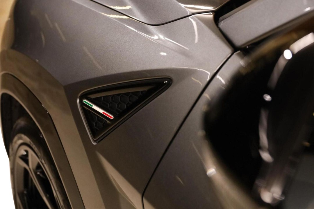 Lamborghini URUS - foto 36