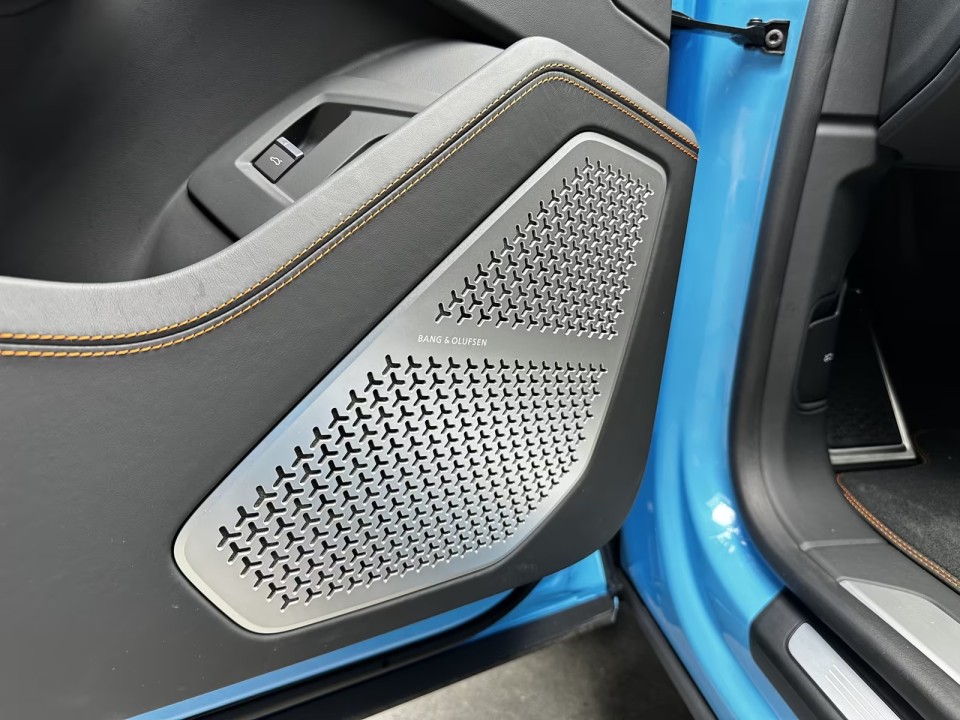 Lamborghini URUS - foto 36