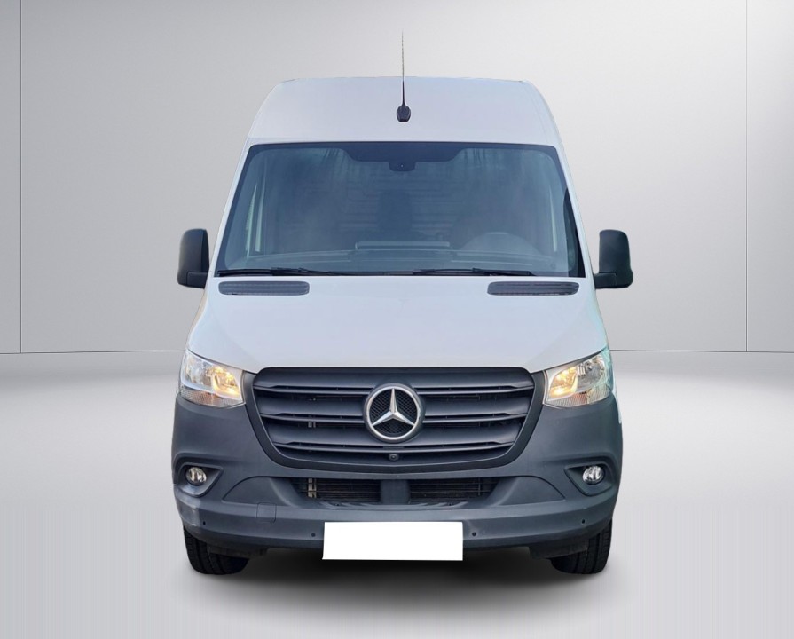 Mercedes-Benz Sprinter 317CDI L2H2 (2)