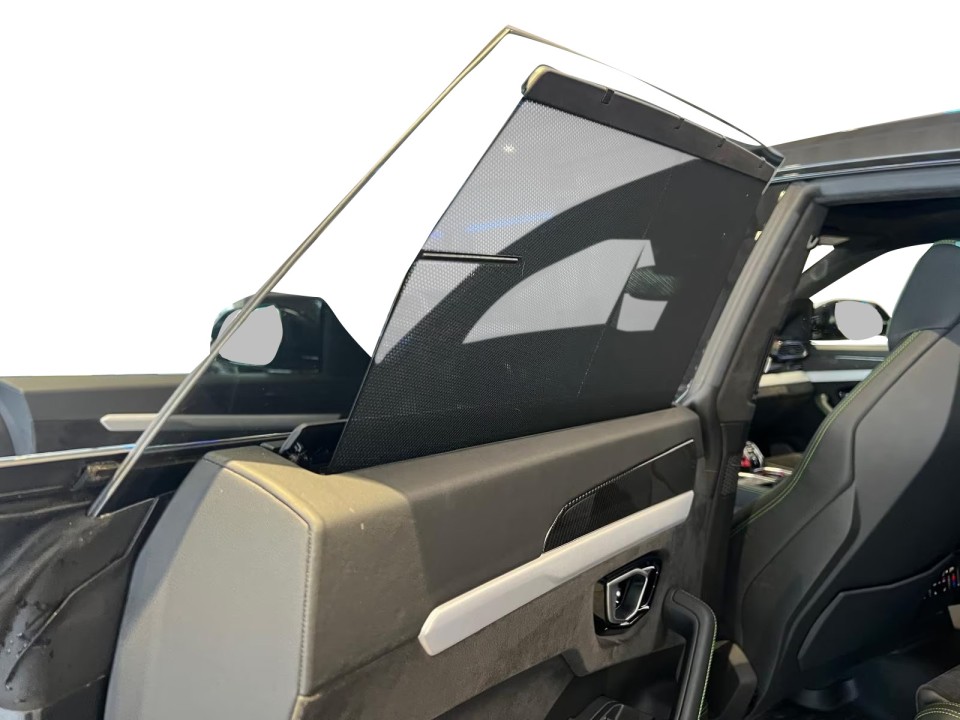 Lamborghini URUS - foto 25