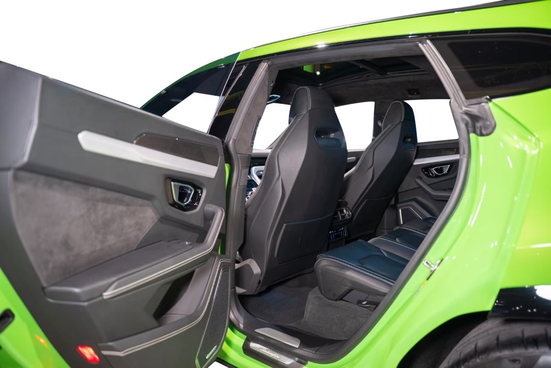 Lamborghini Urus - foto 21