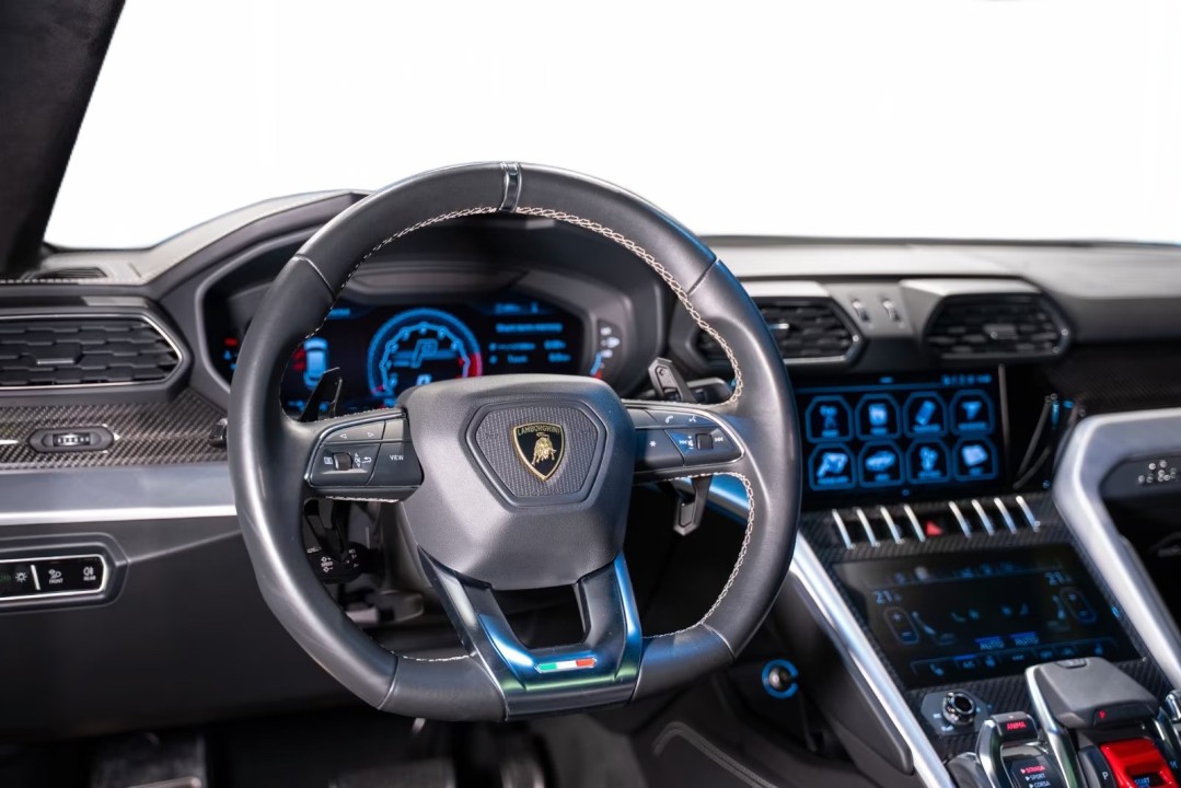 Lamborghini Urus - foto 6