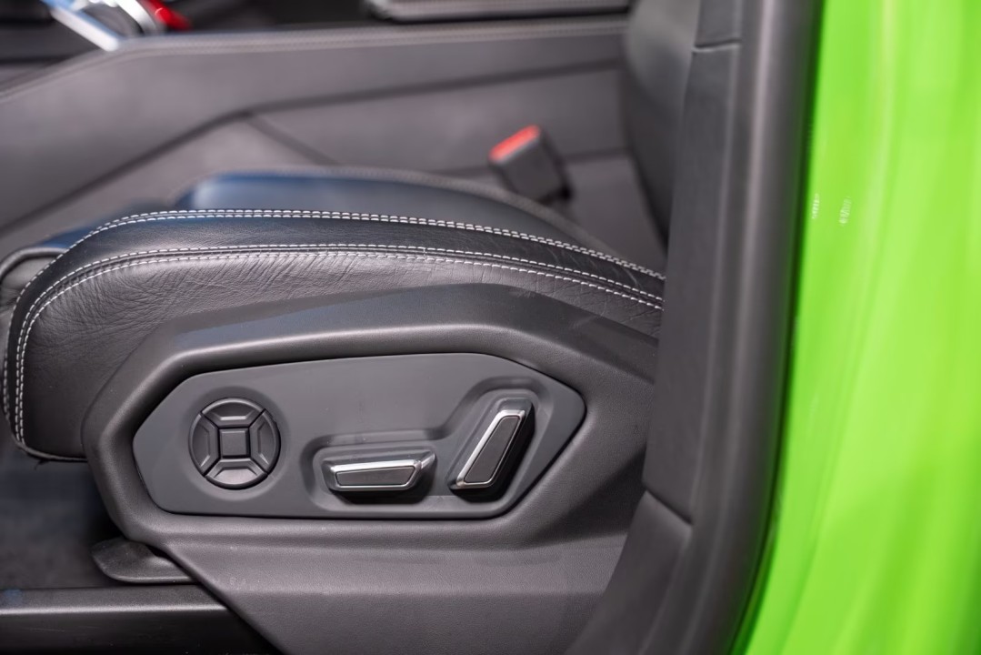 Lamborghini Urus - foto 22