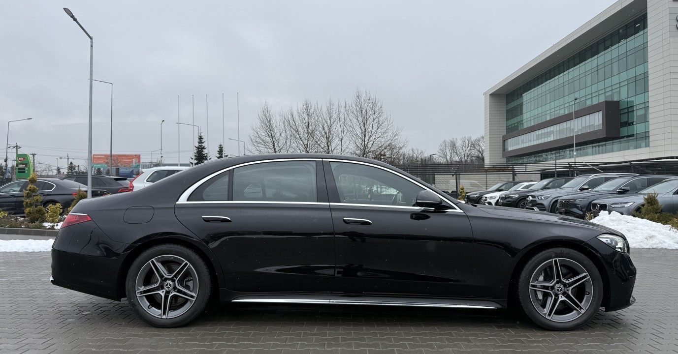 Mercedes-Benz S 580e 4MATIC Long (2)
